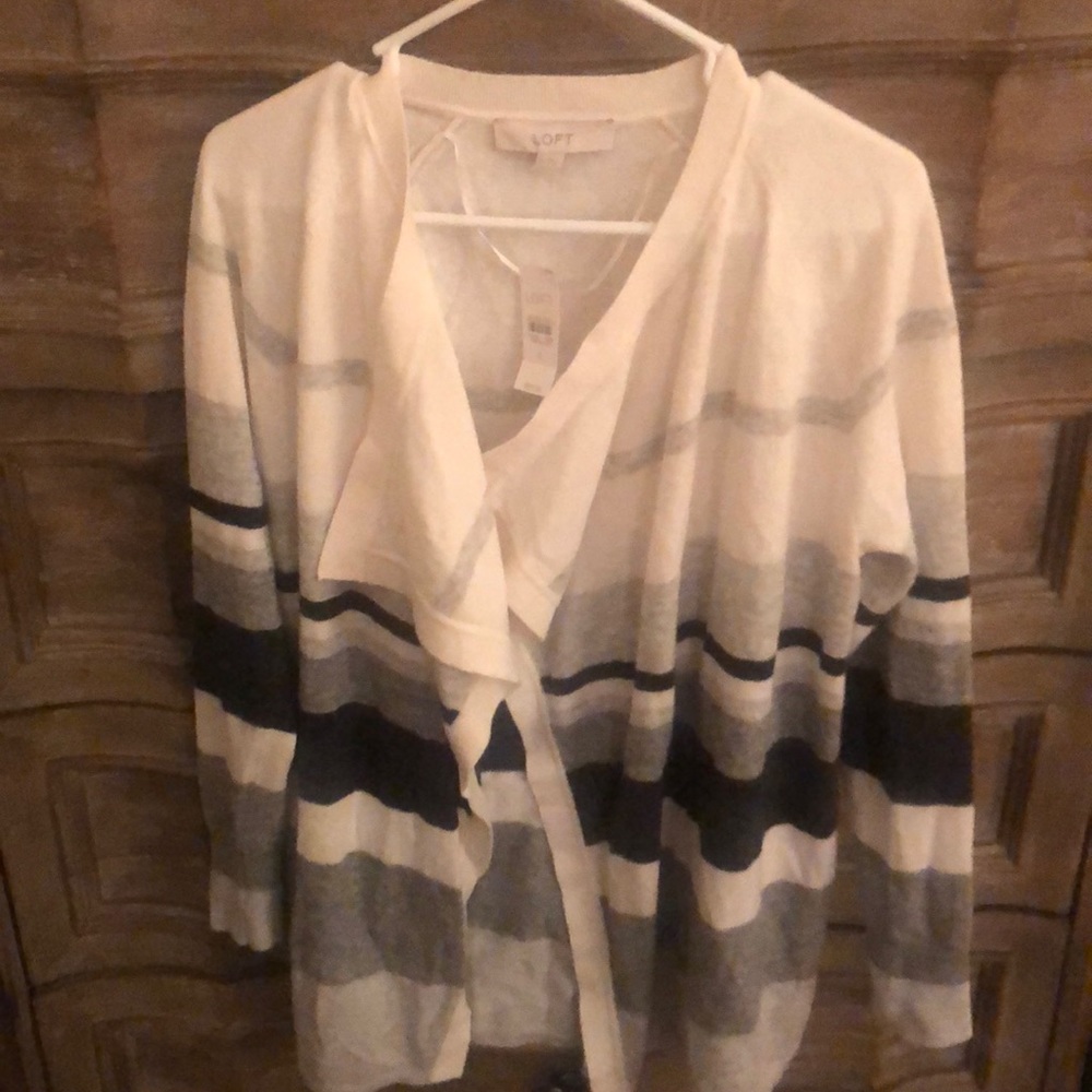 NEW WITH TAGS LOFT Cardigan